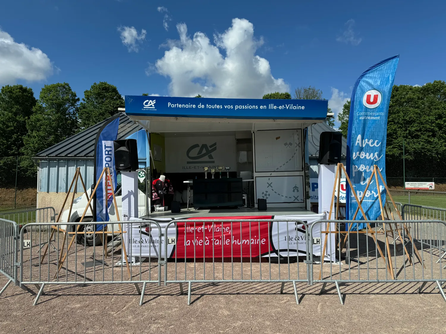 location barnum tente tonnelle pace